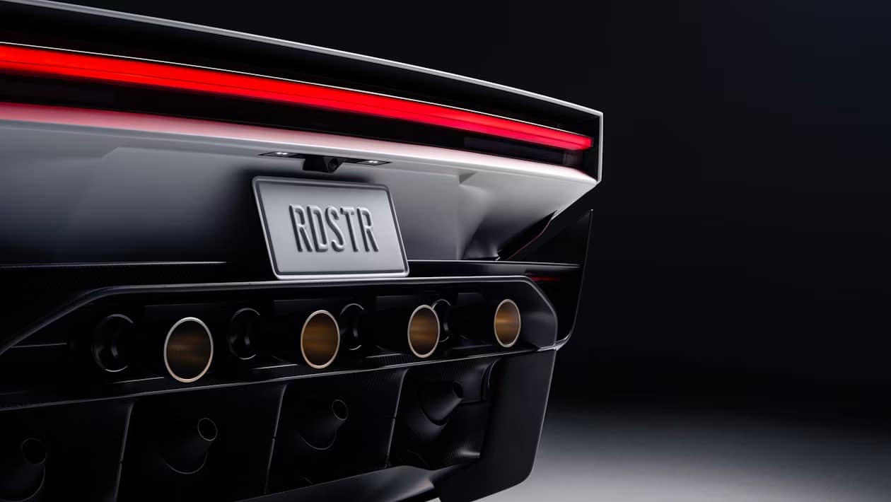 Το νέο Tesla Roadster αψηφά τη φυσική: 100 χλμ./ώρα σε 0,81 δευτερόλεπτα και… πτήση!