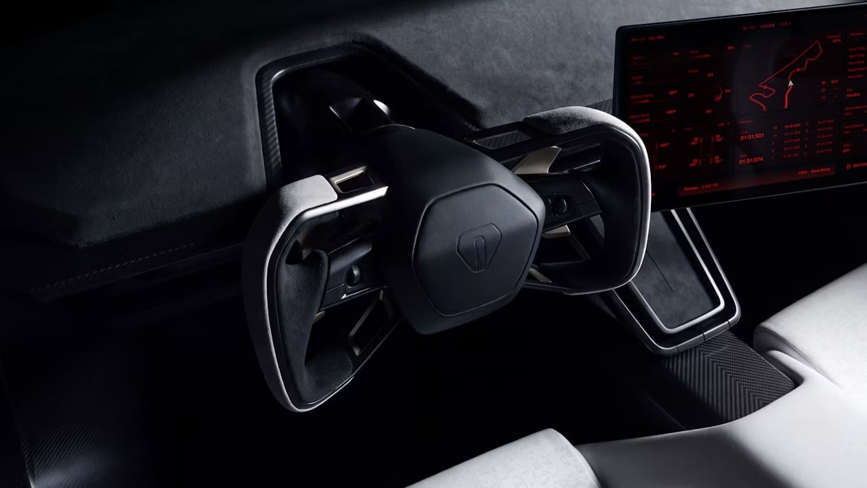 Το νέο Tesla Roadster αψηφά τη φυσική: 100 χλμ./ώρα σε 0,81 δευτερόλεπτα και… πτήση!