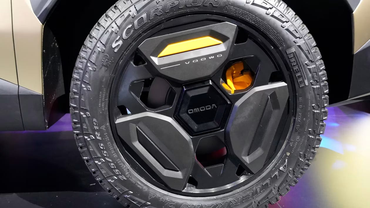 Το νέο Omoda X αποκτά εμφάνιση 4x4 και εσωτερικό εμπνευσμένο από Lamborghini