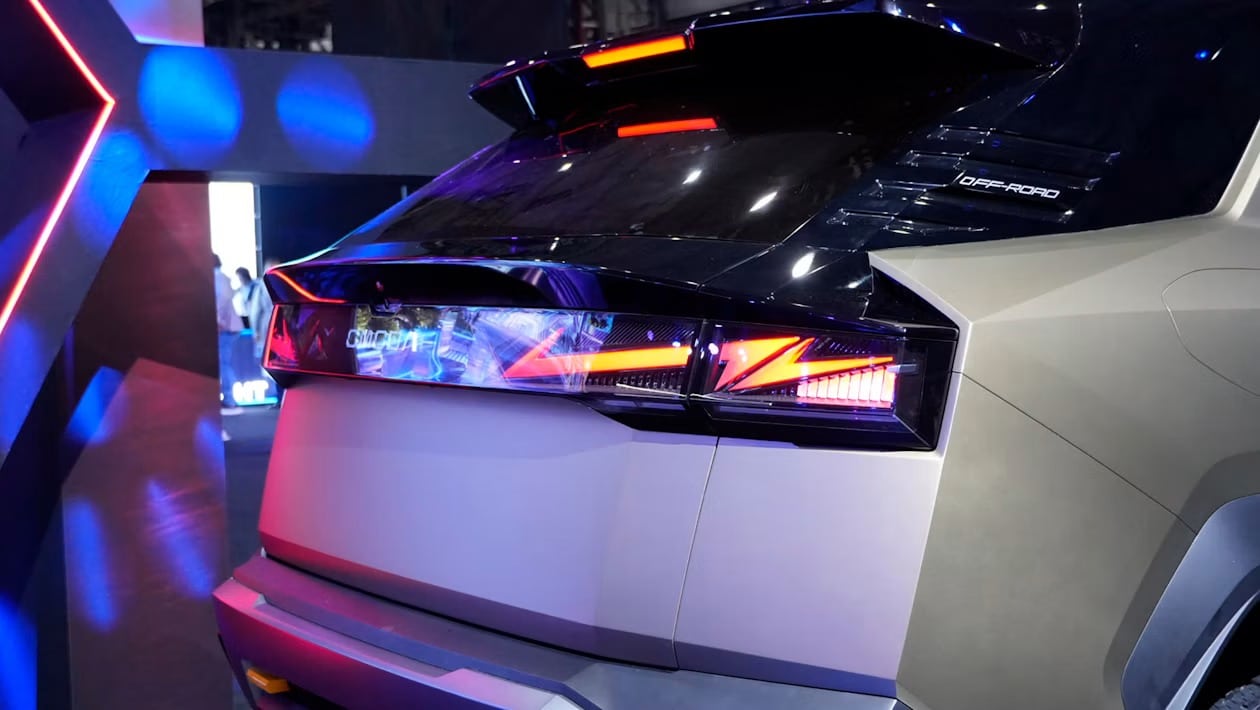 Το νέο Omoda X αποκτά εμφάνιση 4x4 και εσωτερικό εμπνευσμένο από Lamborghini
