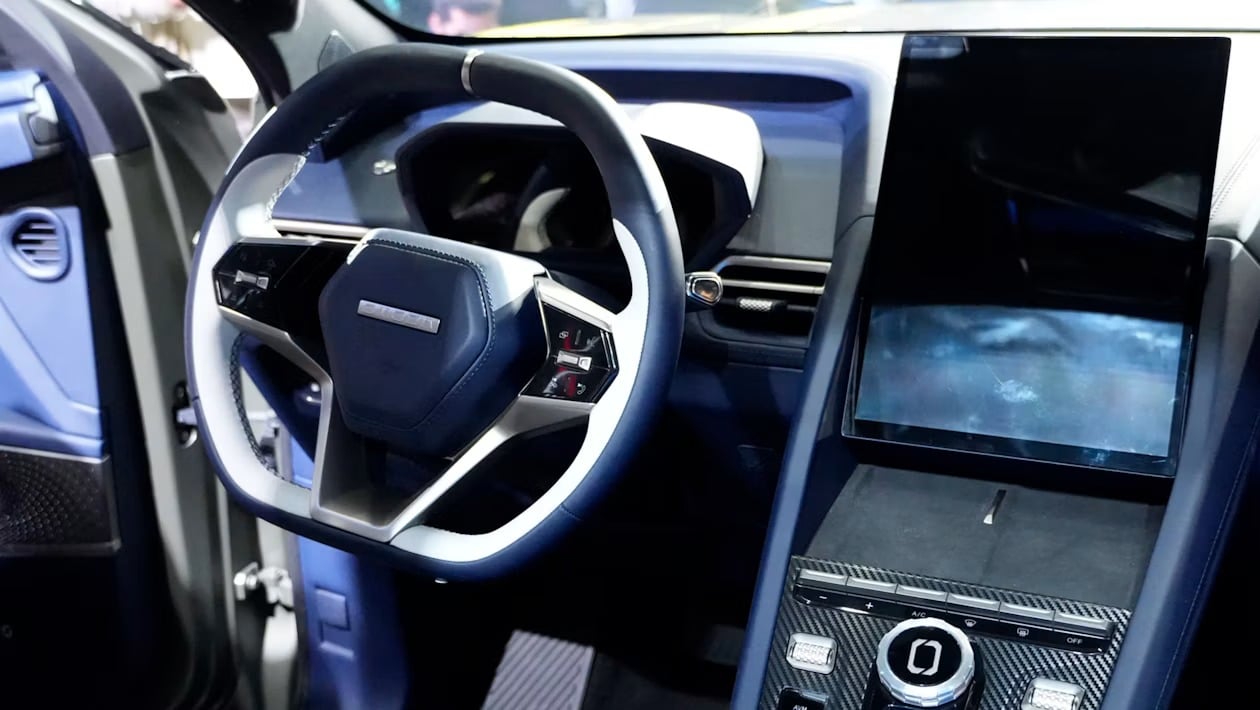 Το νέο Omoda X αποκτά εμφάνιση 4x4 και εσωτερικό εμπνευσμένο από Lamborghini