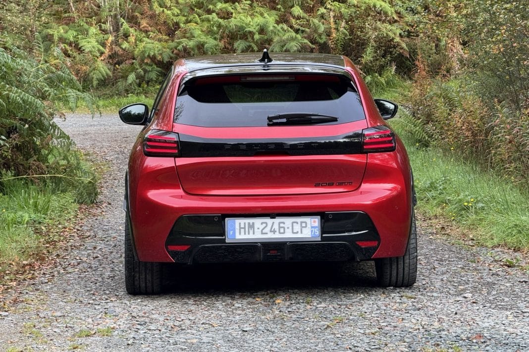 Επικεφαλής μάρκετινγκ της Peugeot: Τα hot hatch αλλάζουν την άποψη για τα ηλεκτρικά αυτοκίνητα