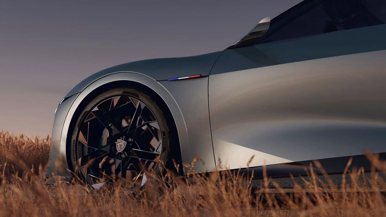 Το θρυλικό Peugeot RCZ επιστρέφει ηλεκτρικό με 500 PS και φόρτιση σε 10 λεπτά