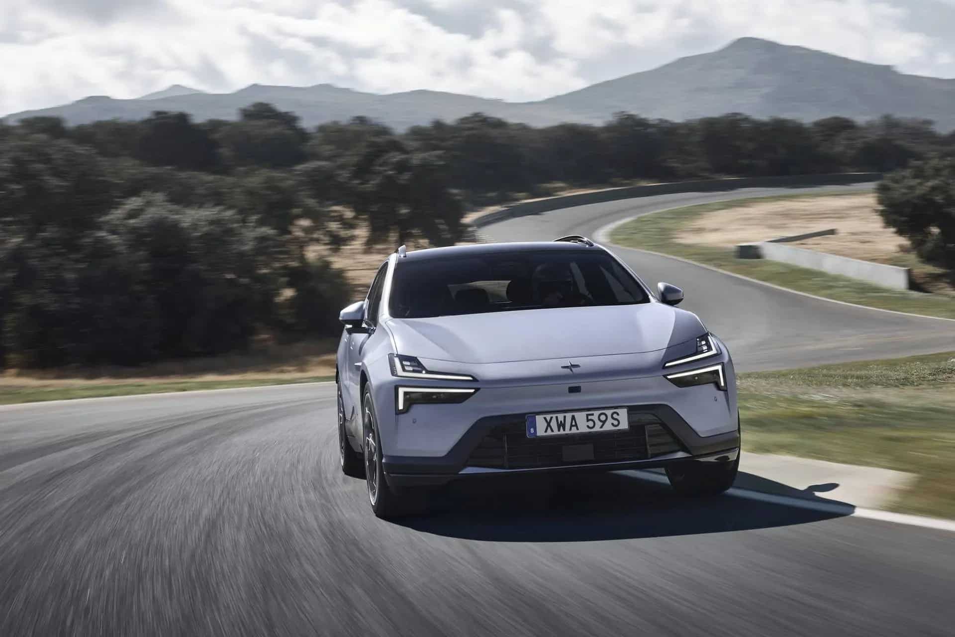 Polestar 4 - Το ηλεκτρικό SUV των 544 PS που βάζει φωτιά στην πίστα!