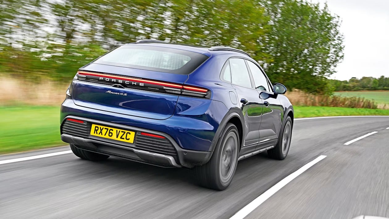 Porsche Macan vs Alpine A390: Tα πιο σπορ EV SUV έρχονται αντιμέτωπα