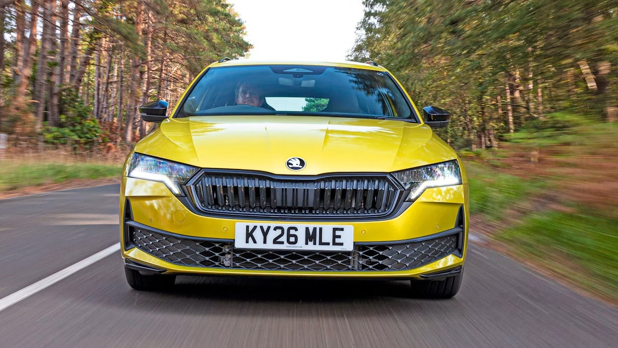 Astra Sports Tourer vs Octavia Estate: Ποιο οικογενειακό wagon συμφέρει περισσότερο;