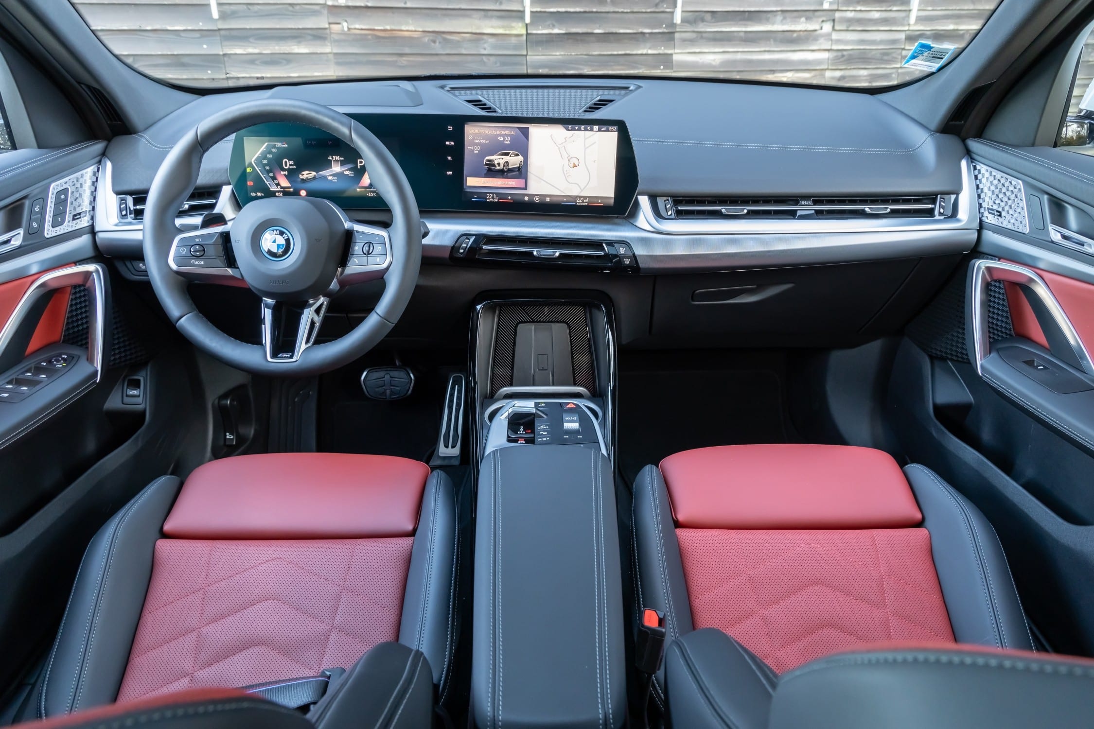 BMW iX2: Ηλεκτρικό SUV με αυτονομία 516 χλμ. και 313 PS
