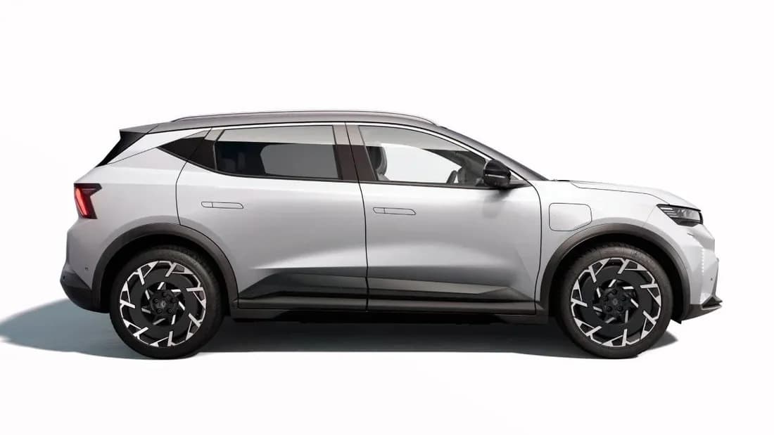 Το Renault Scénic αλλάζει επίπεδο: Νέα μπαταρία και 642 χλμ. αυτονομίας