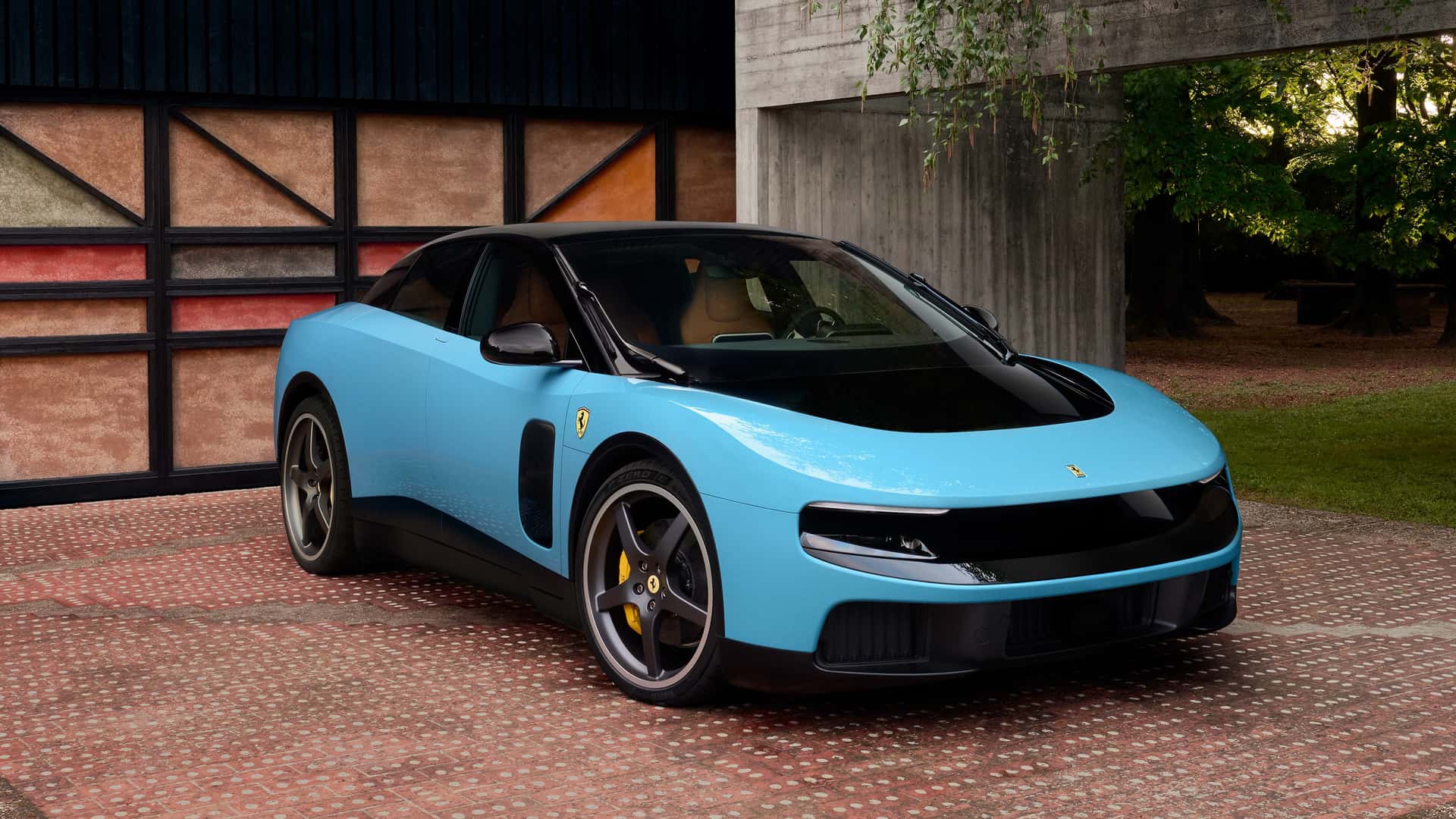 Η νέα Ferrari Luce κοστίζει όσο μια έπαυλη