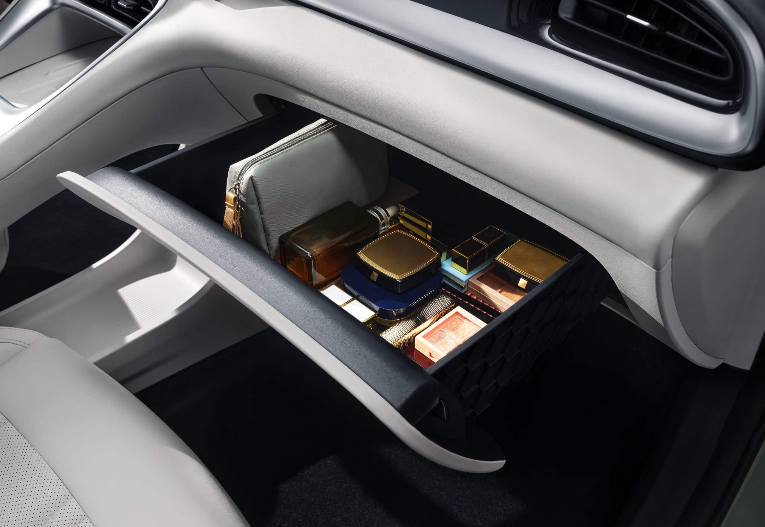 Geely E2: Το μεγάλο νέο είναι το μικρό της Geely!