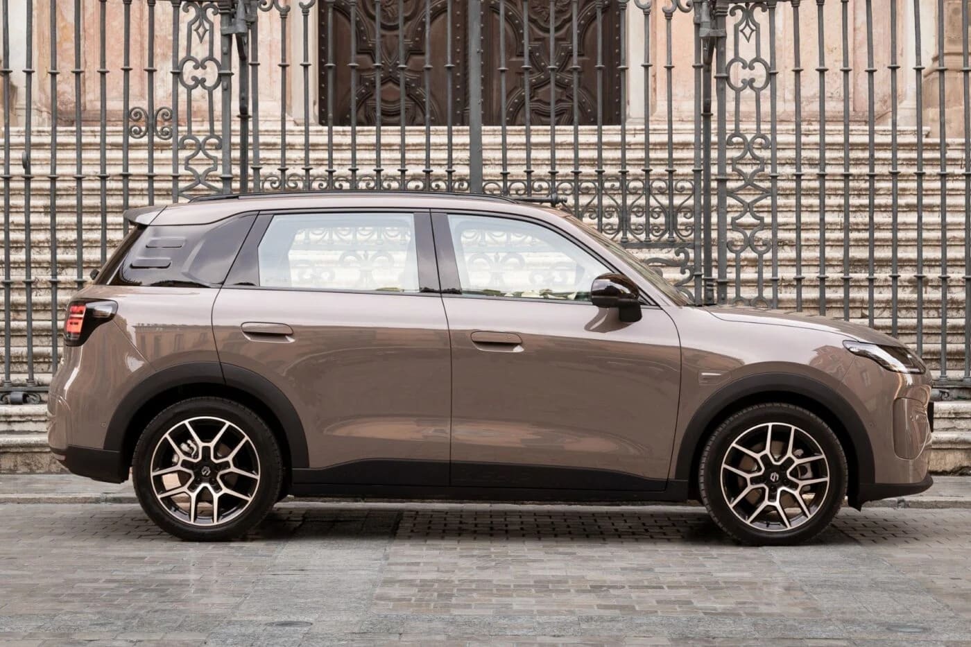 Leapmotor B03X: Το νέο ηλεκτρικό SUV που ποντάρει στους χώρους και την τιμή