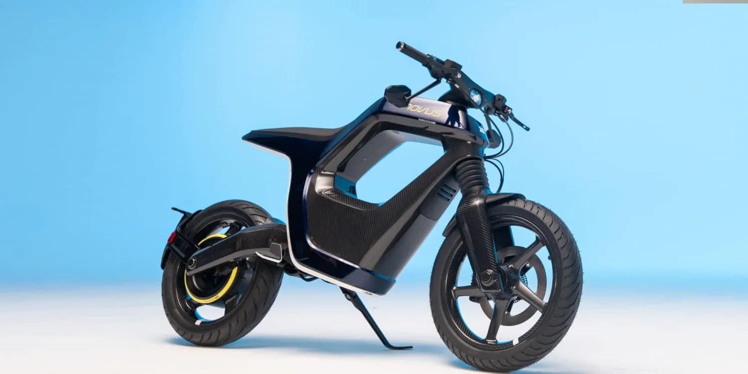 NOVUS One: Η ηλεκτρική μοτοσικλέτα με 34 PS και πλαίσιο από ανθρακονήματα